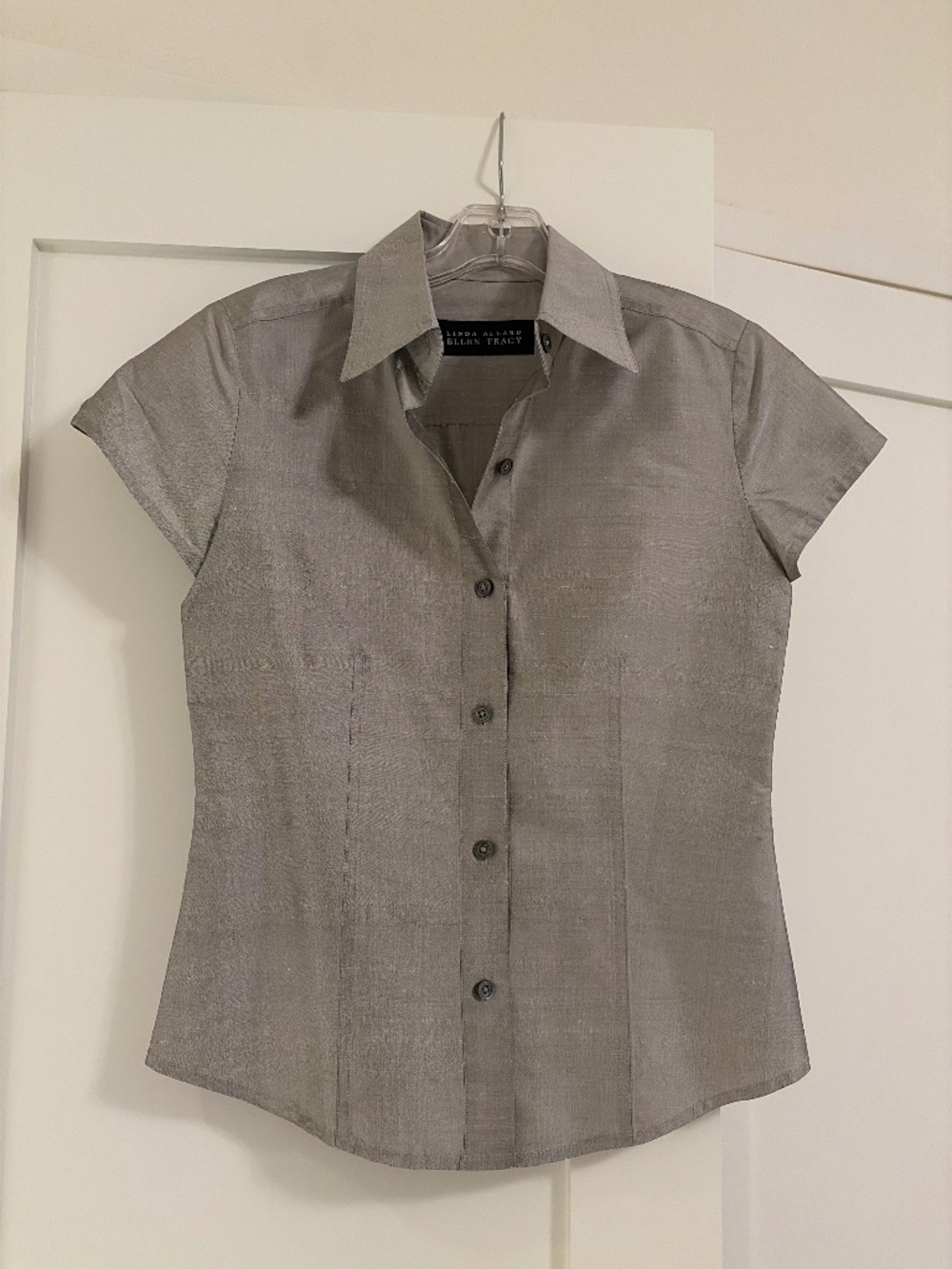 Linda Allard Ellen Tracy Short Sleeve Silk Top